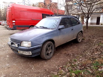Авто Opel Kadett 1987 № 8431695