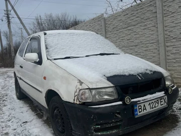 Авто Volkswagen Polo 1997 № 8431728