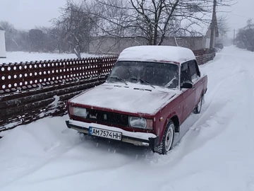 Авто ВАЗ 2105 1992 № 8431947