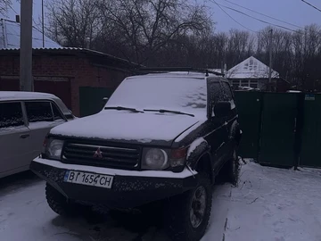 Авто Mitsubishi Pajero 1996 № 8431987