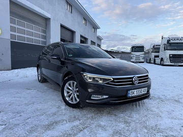 Авто Volkswagen Passat Variant 2020 № 8432001