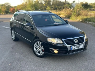 Авто Volkswagen Passat Variant 2010 № 8432197