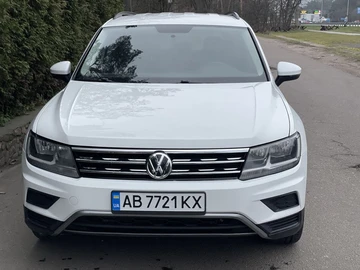 Авто Volkswagen Tiguan 2017 № 8432308
