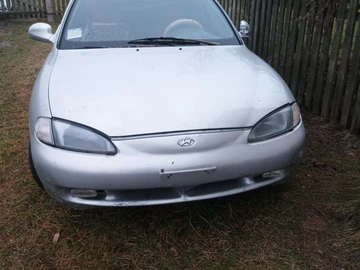 Авто Hyundai Elantra 1998 № 8432315