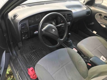 Авто Nissan Primera 1990 № 8432371
