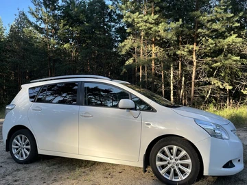 Авто Toyota Verso 2011 № 8432366