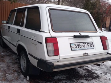 Авто ВАЗ 2104 1993 № 8432400