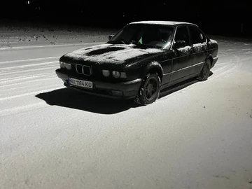Авто BMW 5 Серия 1989 № 8432415