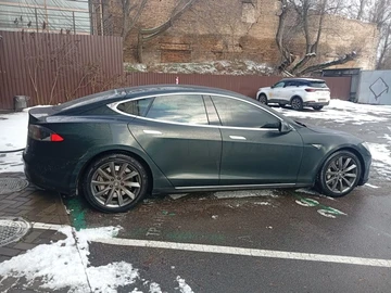 Авто Tesla Model S 2013 № 8432480