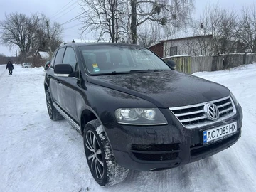 Авто Volkswagen Touareg 2005 № 8432492