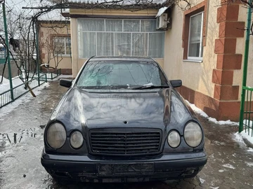 Авто Mercedes 240 1998 № 8432787