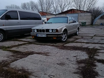 Авто BMW 5 Серия 1989 № 8432836