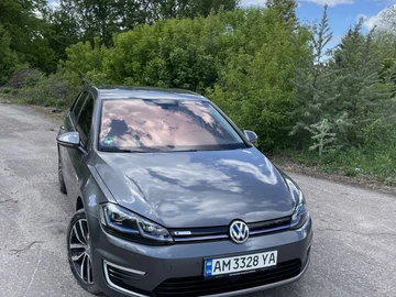 Авто Volkswagen Golf 2019 № 8433321