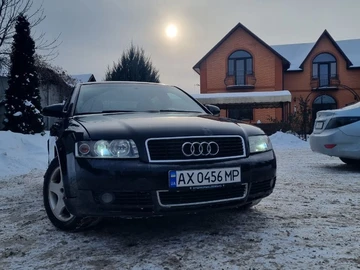 Авто Audi A4 2001 № 8433335