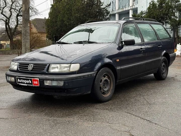 Авто Volkswagen Passat Variant 1996 № 8433732