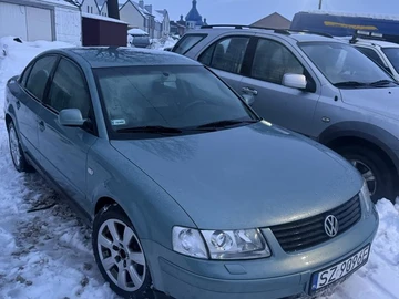 Авто Volkswagen Passat Sedan 2000 № 8433825