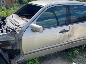 Авто Mercedes 230 1997 № 8433864