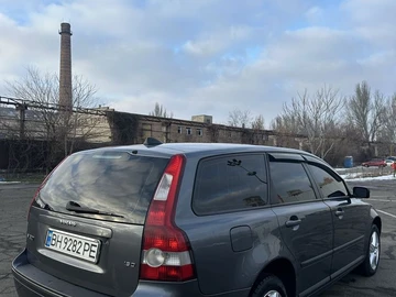 Авто Volvo V50 2005 № 8433963