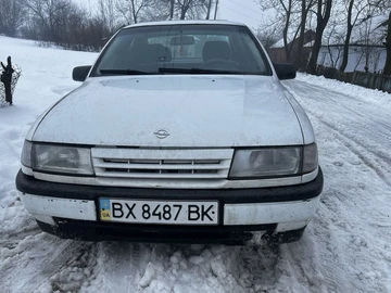Авто Opel Vectra 1989 № 8433983