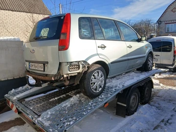 Авто Ford Fusion 2003 № 8434148
