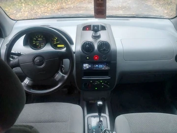 Авто Chevrolet Aveo 2004 № 8434262