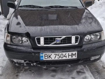 Авто Volvo V40 Kombi 2004 № 8434320