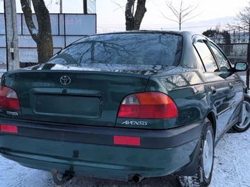 Авто Toyota Avensis 2000 № 8434457
