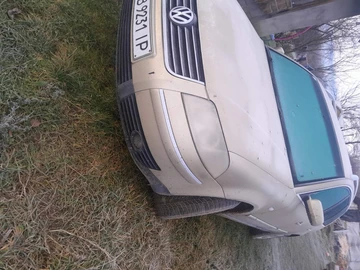 Авто Volkswagen Passat Sedan 2001 № 8434472