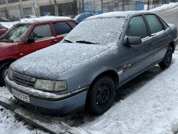 Авто Opel Vectra 1989 № 8434572