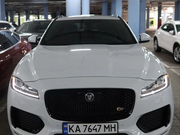 Авто Jaguar F-Pace 2020 № 8434613