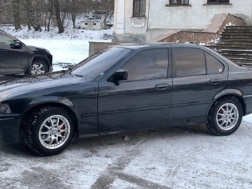Авто BMW 3 Серия 1992 № 8434617