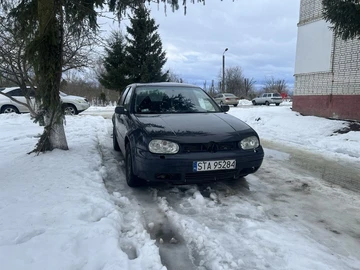 Авто Volkswagen Golf 1998 № 8434780