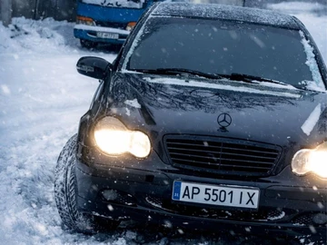 Авто Mercedes C Серия 2000 № 8435003