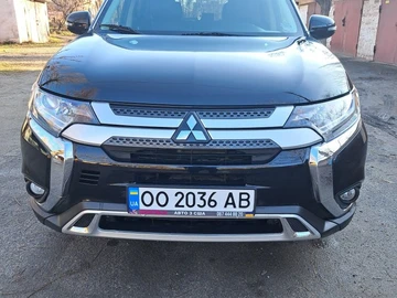 Авто Mitsubishi Outlander 2019 № 8435113