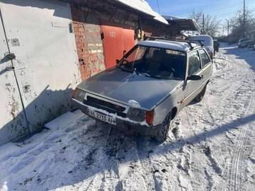 Авто ЗАЗ Таврия 1998 № 8435230