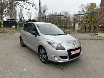 Авто Renault Scenic 2011 № 8435239
