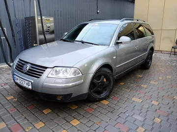 Авто Volkswagen Passat Variant 2005 № 8435684