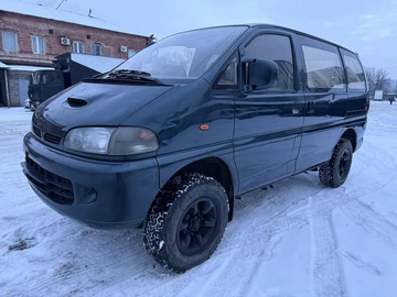 Авто Mitsubishi Delica 2001 № 8435699