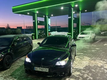 Авто BMW 5 Серия 2004 № 8435712