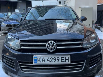 Авто Volkswagen Touareg 2012 № 8435721
