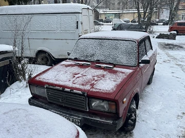Авто ВАЗ 2107 1998 № 8435729