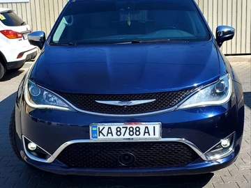 Авто Chrysler 180 2017 № 8435767