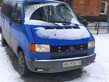 Авто Volkswagen Transporter 1993 № 8435784