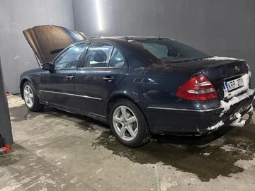 Авто Mercedes E Серия 2003 № 8435979
