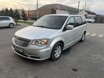 Авто Chrysler Town Country 2012 № 8436003