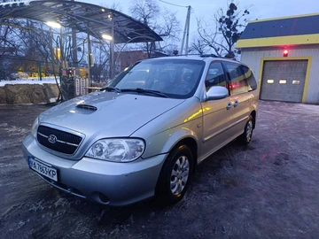 Авто KIA Carnival 2004 № 8436007