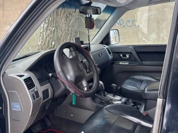 Авто Mitsubishi Pajero 2003 № 8436015