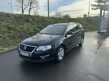 Авто Volkswagen Passat Variant 2010 № 8436050