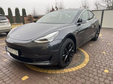Авто Tesla Model 3 2019 № 8436243