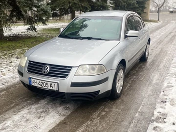 Авто Volkswagen Passat Sedan 2001 № 8436382
